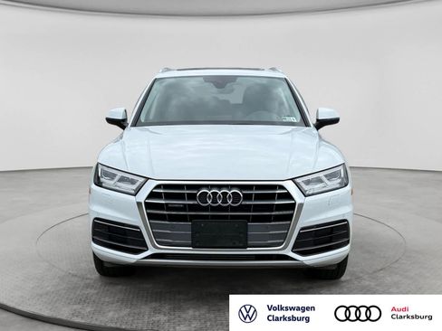 Used 2019 Audi Q5 2.0T Premium Plus w/ Premium Plus Package AWD/4WD image 2