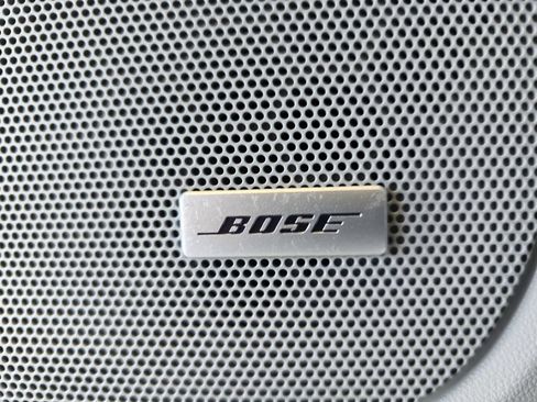 Used 2023 GMC Terrain SLT w/ Infotainment Package II FWD image 29