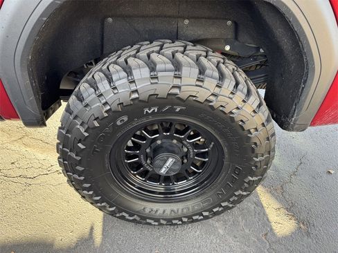 Used 2023 GMC Sierra 3500 AT4 w/ AT4 Premium Plus Package image 11