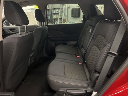 New 2026 Nissan Pathfinder SV AWD/4WD image 31