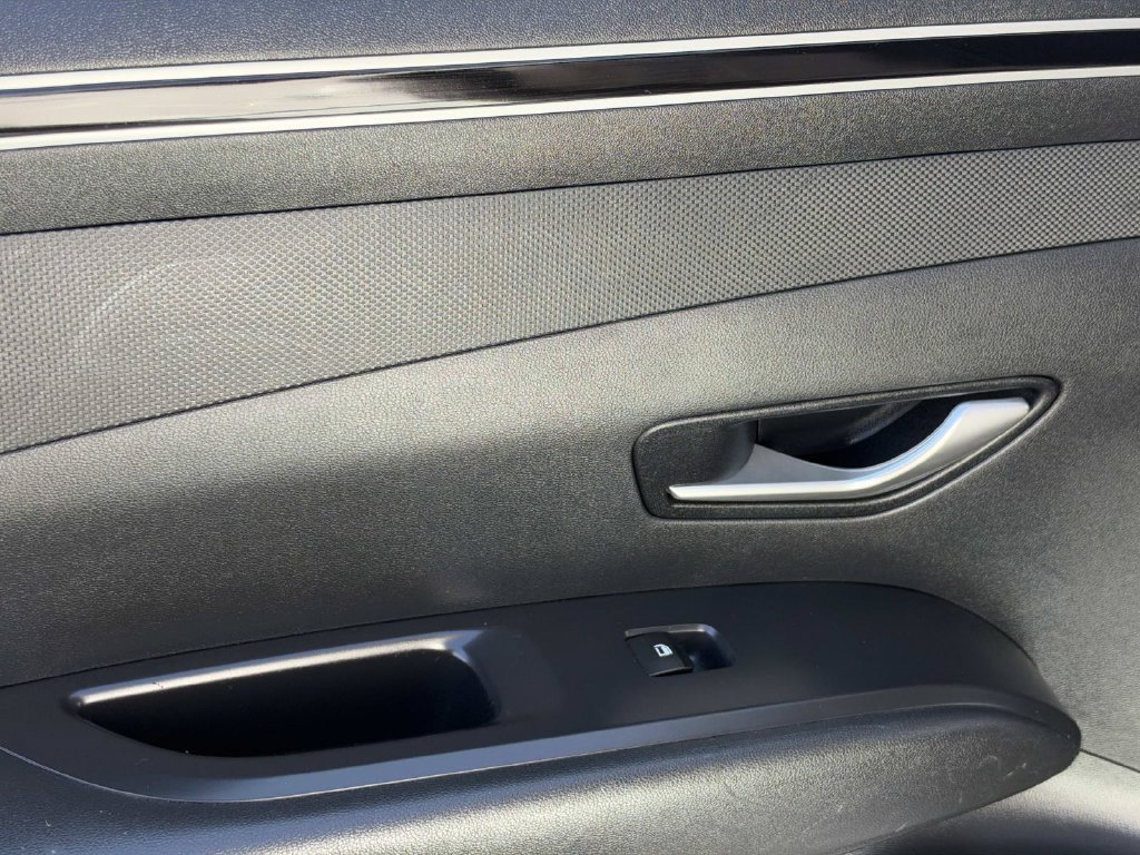 Used 2022 Hyundai Tucson SE FWD image 19