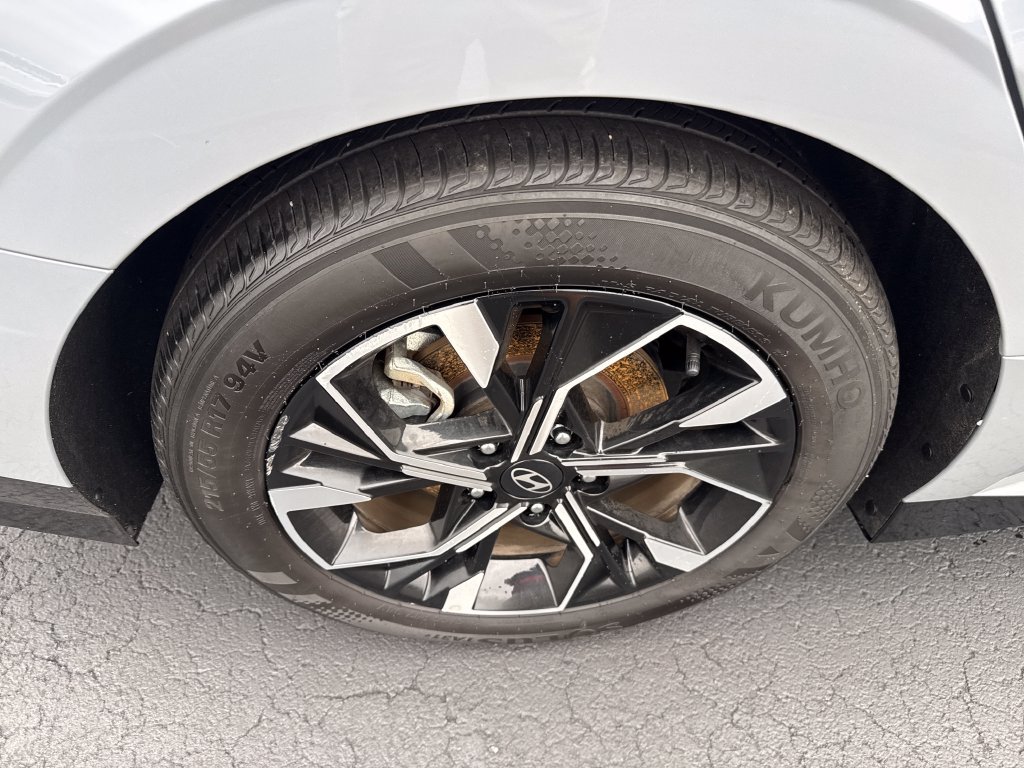 Used 2025 Hyundai Sonata SEL FWD image 23