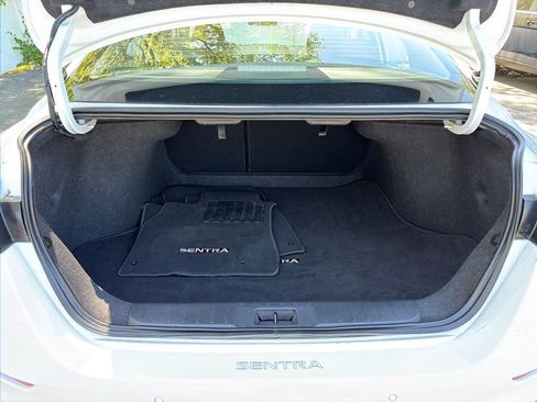 Used 2025 Nissan Sentra SV w/ Trunk Package FWD image 26