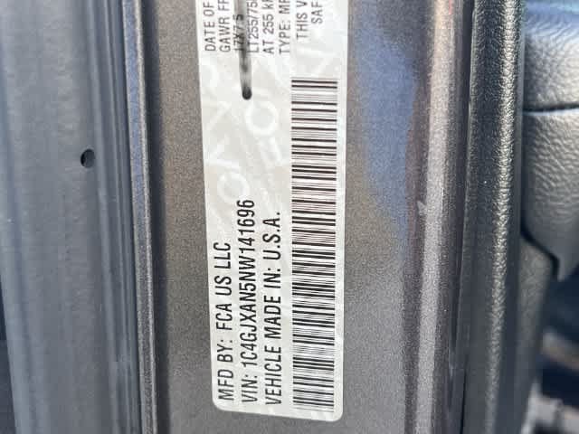 Used 2022 Jeep Wrangler Sport AWD/4WD image 22