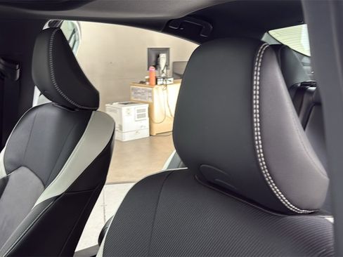 Used 2026 Toyota Camry SE w/ Multimedia Upgrade Package image 13