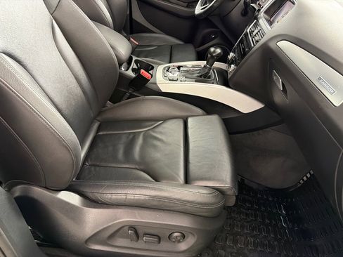 Used 2017 Audi Q5 2.0T Premium Plus w/ Technology Package image 25