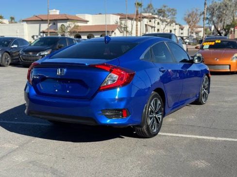 Used 2017 Honda Civic EX-T image 3