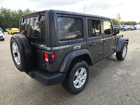 Used 2019 Jeep Wrangler Unlimited Sport S AWD/4WD image 5