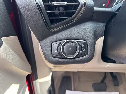 Used 2016 Ford Escape Titanium image 20