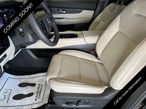 Used 2025 Nissan Murano SV AWD/4WD image 20