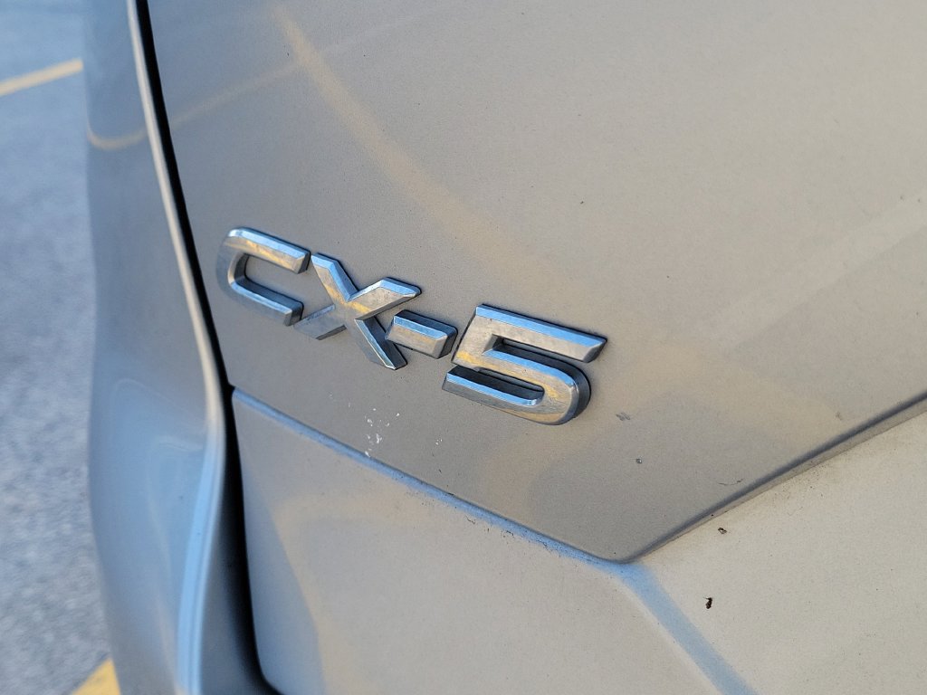 Used 2019 MAZDA CX-5 Touring FWD image 16