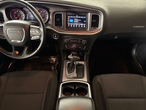 Used 2021 Dodge Charger SXT image 33