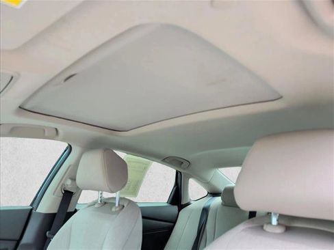 Used 2024 Honda Accord EX image 18