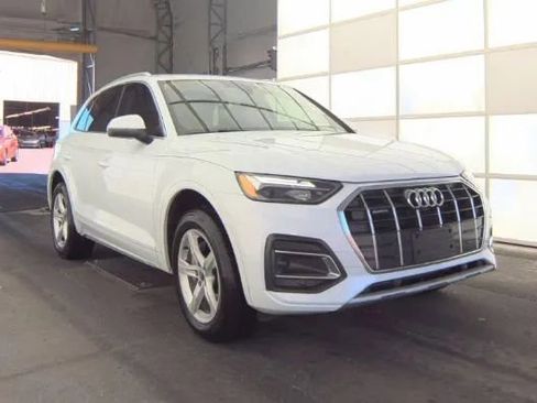 Used 2022 Audi Q5 2.0T Premium image 3