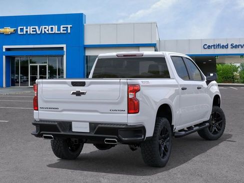 New 2026 Chevrolet Silverado 1500 Custom Trail Boss w/ LPO, Dark Essentials Package AWD/4WD image 4