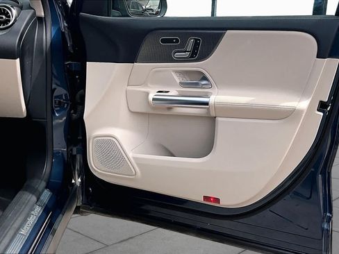 Certified 2021 Mercedes-Benz GLA 250 image 23