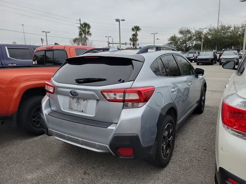 Used 2019 Subaru Crosstrek 2.0i Premium w/ Moonroof Package image 15