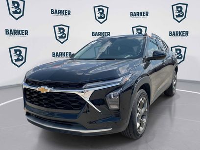 Used 2025 Chevrolet Trax LT w/ Driver Confidence Package