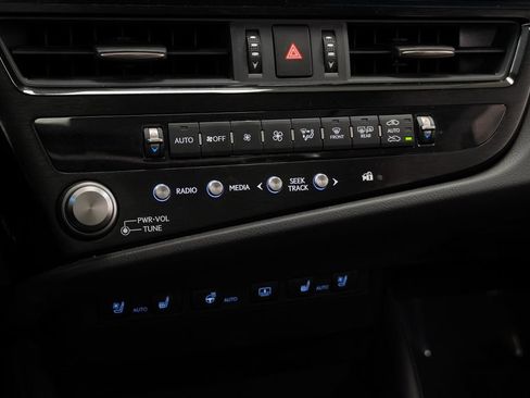 Used 2023 Lexus ES 350 w/ Protection Package (P2) FWD image 19