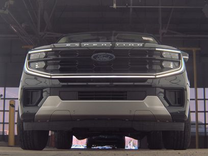 Used 2025 Ford Expedition Platinum