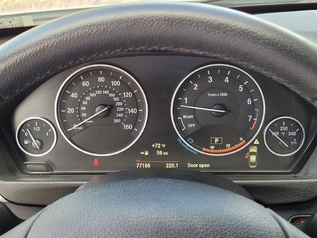 Used 2015 BMW 335i Sedan RWD image 10