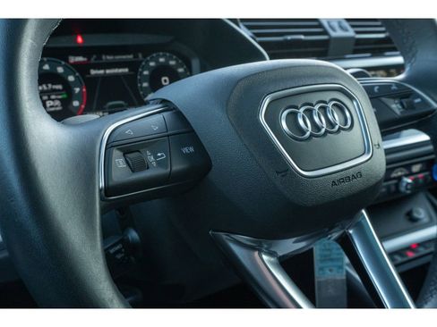 Used 2025 Audi Q3 2.0T Premium image 28