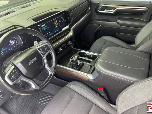 Certified 2023 Chevrolet Silverado 1500 LT Trail Boss w/ LPO, Dark Essentials Package AWD/4WD image 10