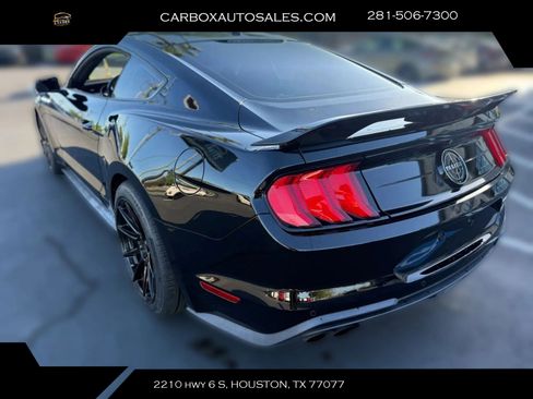 Used 2019 Ford Mustang Bullitt w/ Bullitt Electronics Package RWD image 3