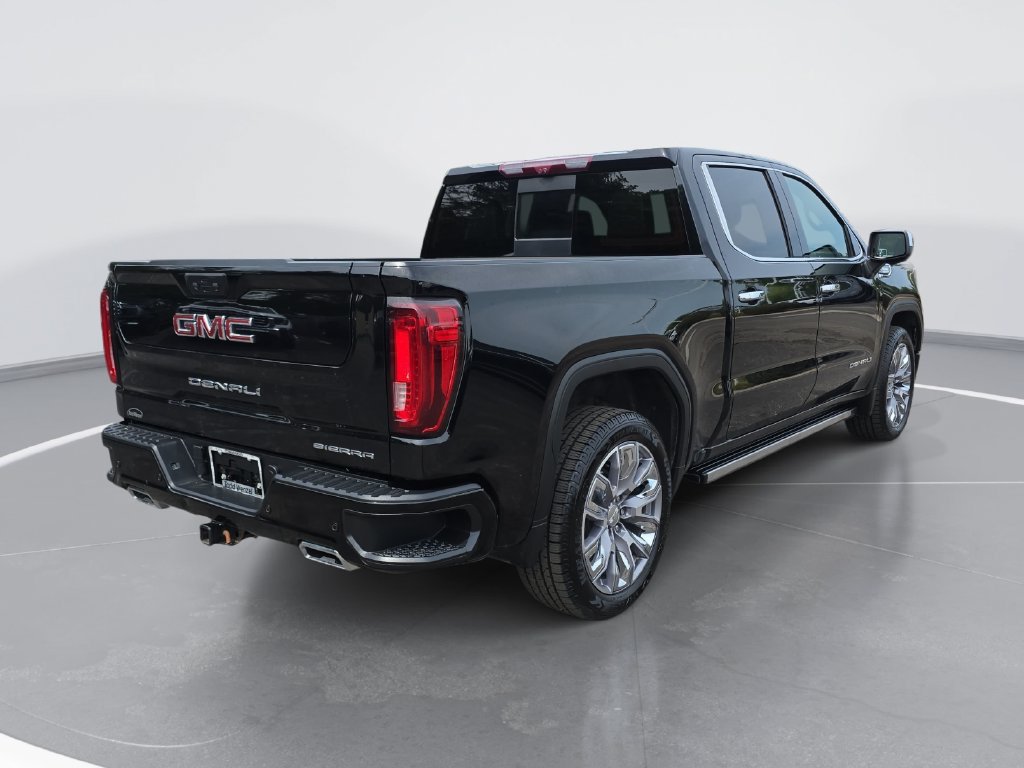 Certified 2023 GMC Sierra 1500 Denali AWD/4WD image 3