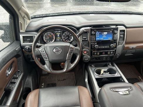 Used 2018 Nissan Titan Platinum Reserve w/ Platinum Utility Package image 18
