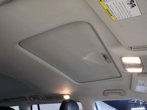 Used 2018 INFINITI QX80 2WD w/ Driver Assistance Package image 13