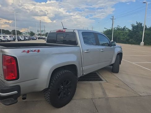 Used 2017 Chevrolet Colorado LT w/ LT Convenience Package AWD/4WD image 3