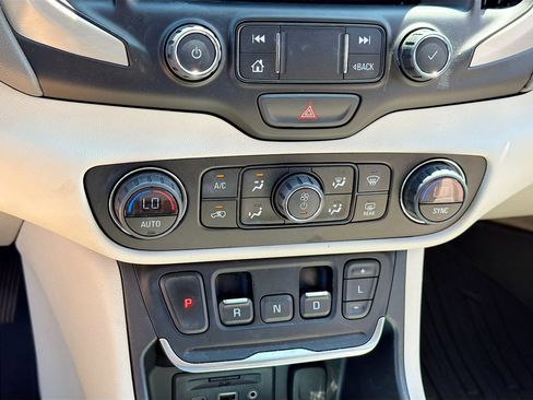 Used 2020 GMC Terrain Denali FWD image 12