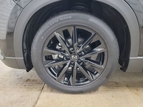 Used 2023 MAZDA CX-9 Touring Plus image 18