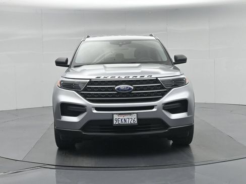 Certified 2022 Ford Explorer XLT RWD image 71