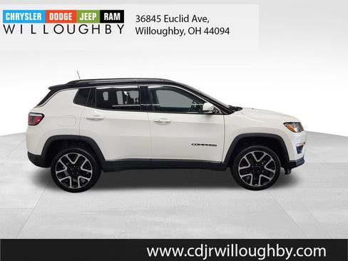 Used 2018 Jeep Compass Limited AWD/4WD image 4