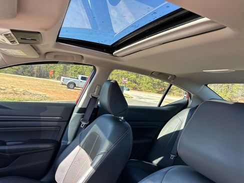 Used 2019 Nissan Altima 2.5 SR w/ SR Premium Package image 34