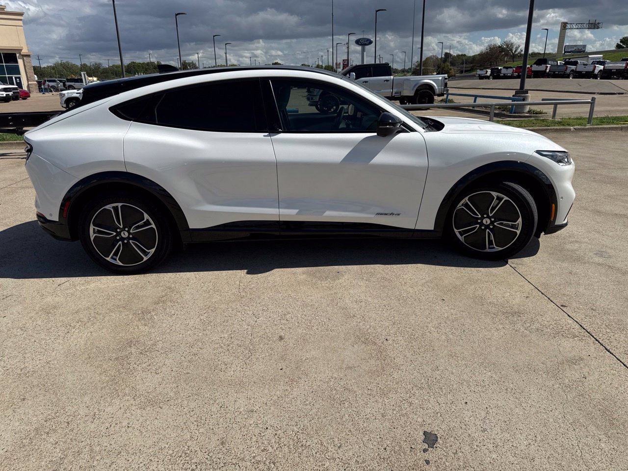 Used 2023 Ford Mustang Mach-E Premium RWD image 18