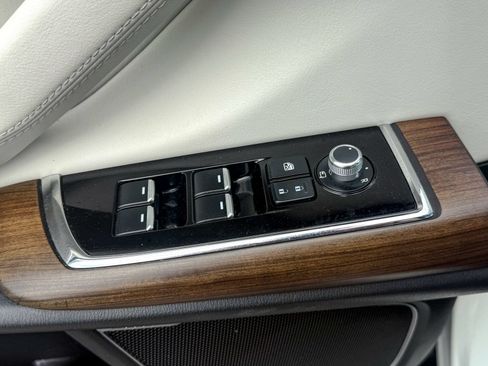 Used 2022 MAZDA CX-9 Signature AWD/4WD image 17