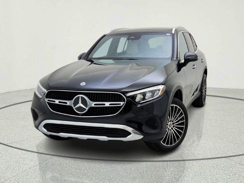 New 2026 Mercedes-Benz GLC 300 image 2