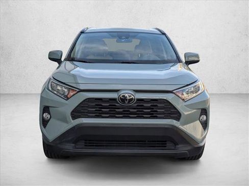 Used 2021 Toyota RAV4 XLE image 2