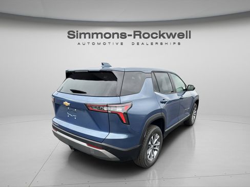 New 2026 Chevrolet Equinox LT image 7