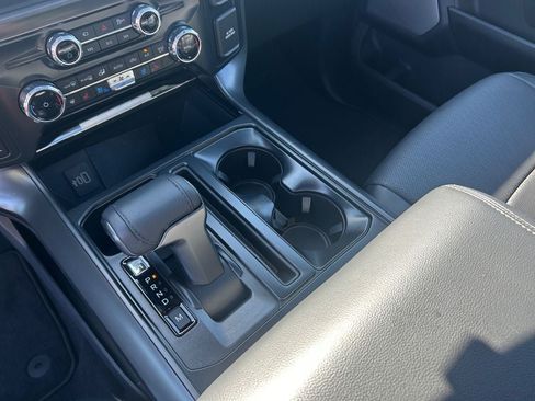 Used 2025 Ford F150 Lariat AWD/4WD image 18