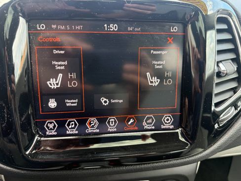 Used 2018 Jeep Compass Limited AWD/4WD image 22