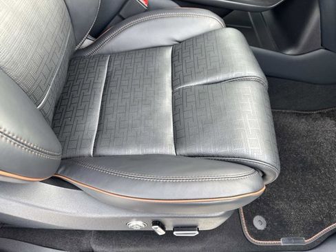 New 2025 Lincoln Navigator Black Label image 18