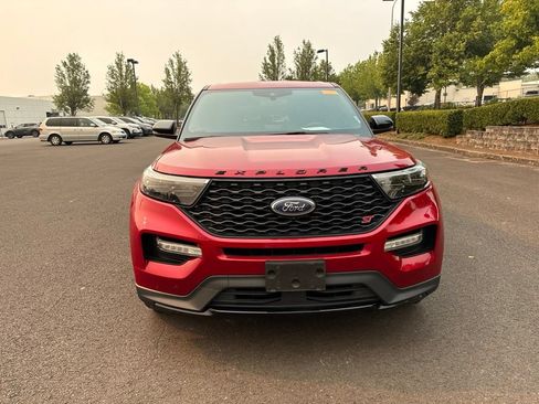 Used 2022 Ford Explorer ST w/ Equipment Group 401A AWD/4WD image 2