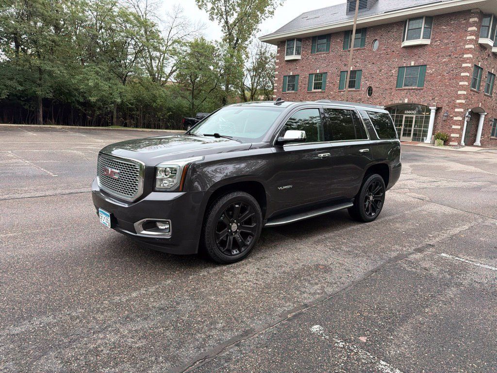 Used 2018 GMC Yukon SLE AWD/4WD image 4