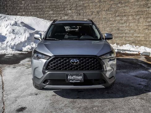 Certified 2023 Toyota Corolla Cross LE w/ Moonroof Package image 3
