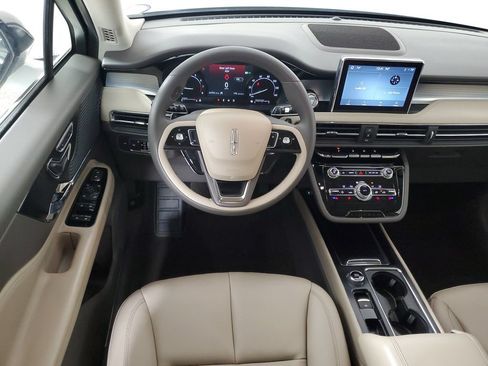 Certified 2022 Lincoln Corsair FWD image 17