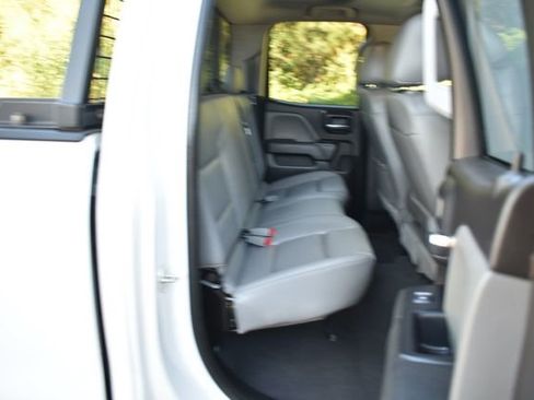 Used 2019 Chevrolet Silverado 2500 W/T image 15